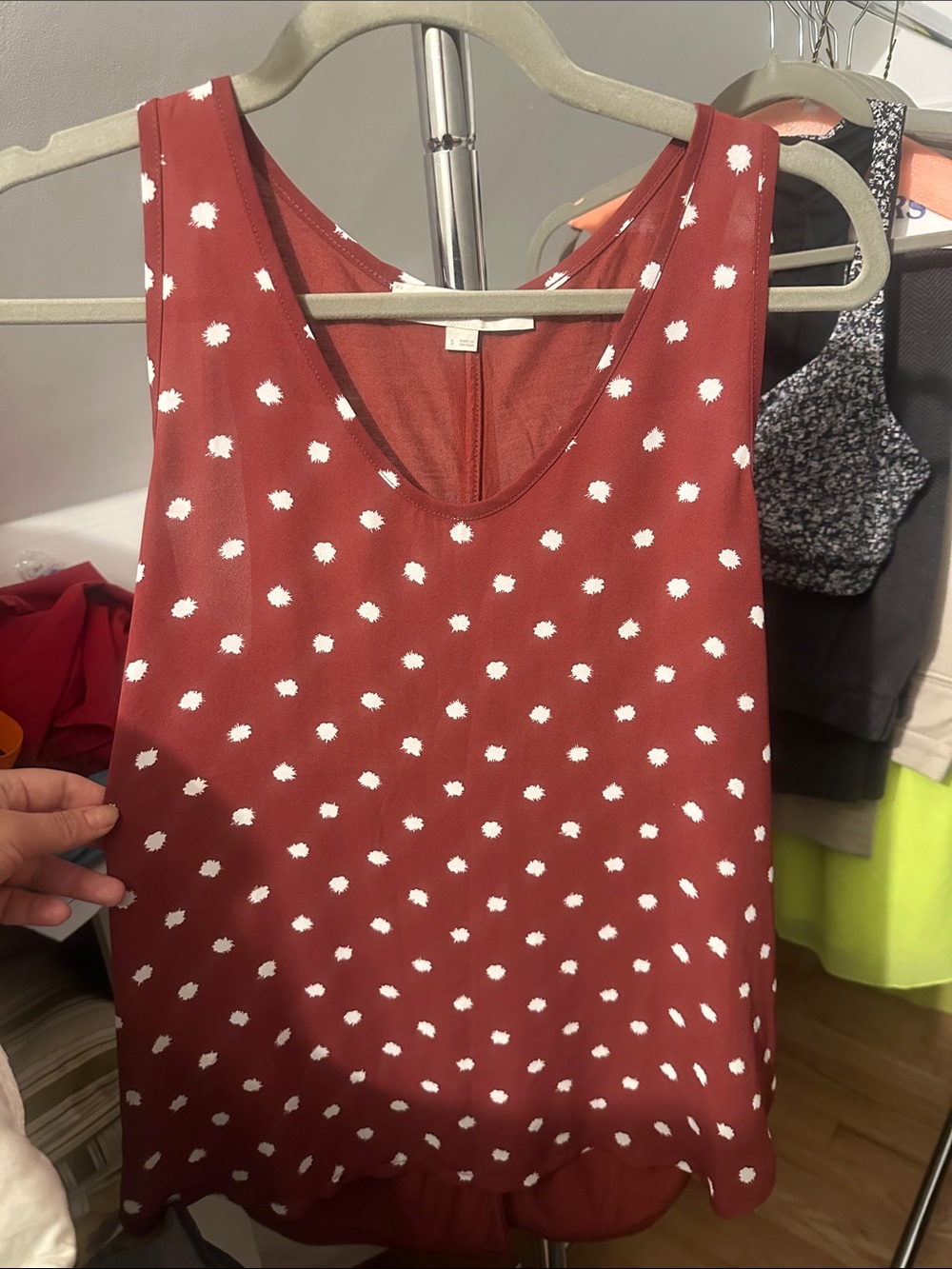 LOFT Rust Red Polka Dot V-Neck Sleeveless Camisole